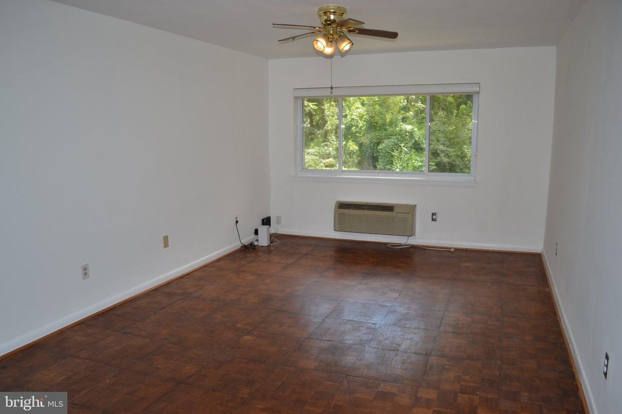 650 Brooke Rd #B23 - Photo 4 of 15