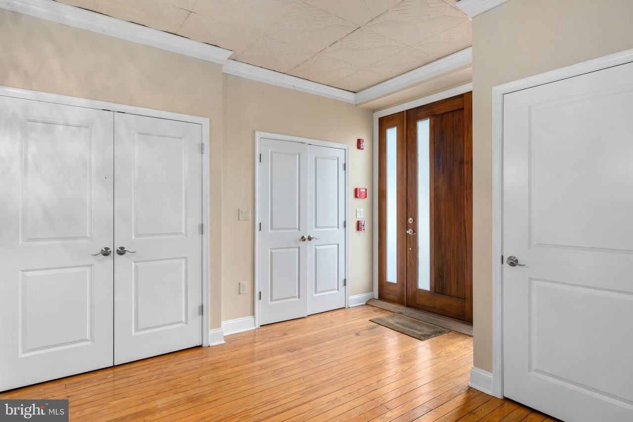 309 E Girard Ave - Photo 4 of 48