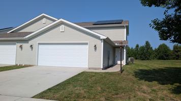 featured image of Boulder Ridge Dr