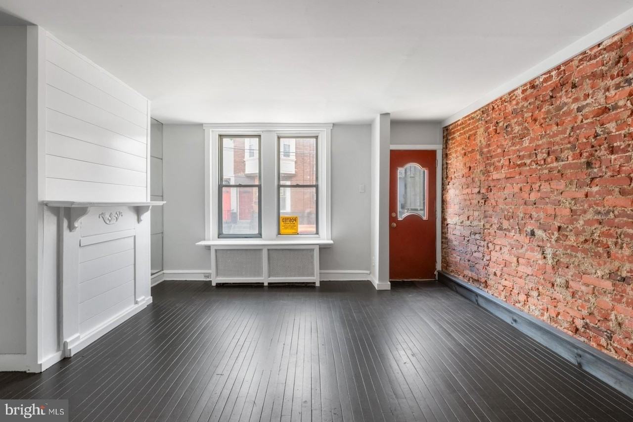 2341 Watkins St - Photo 4 of 27