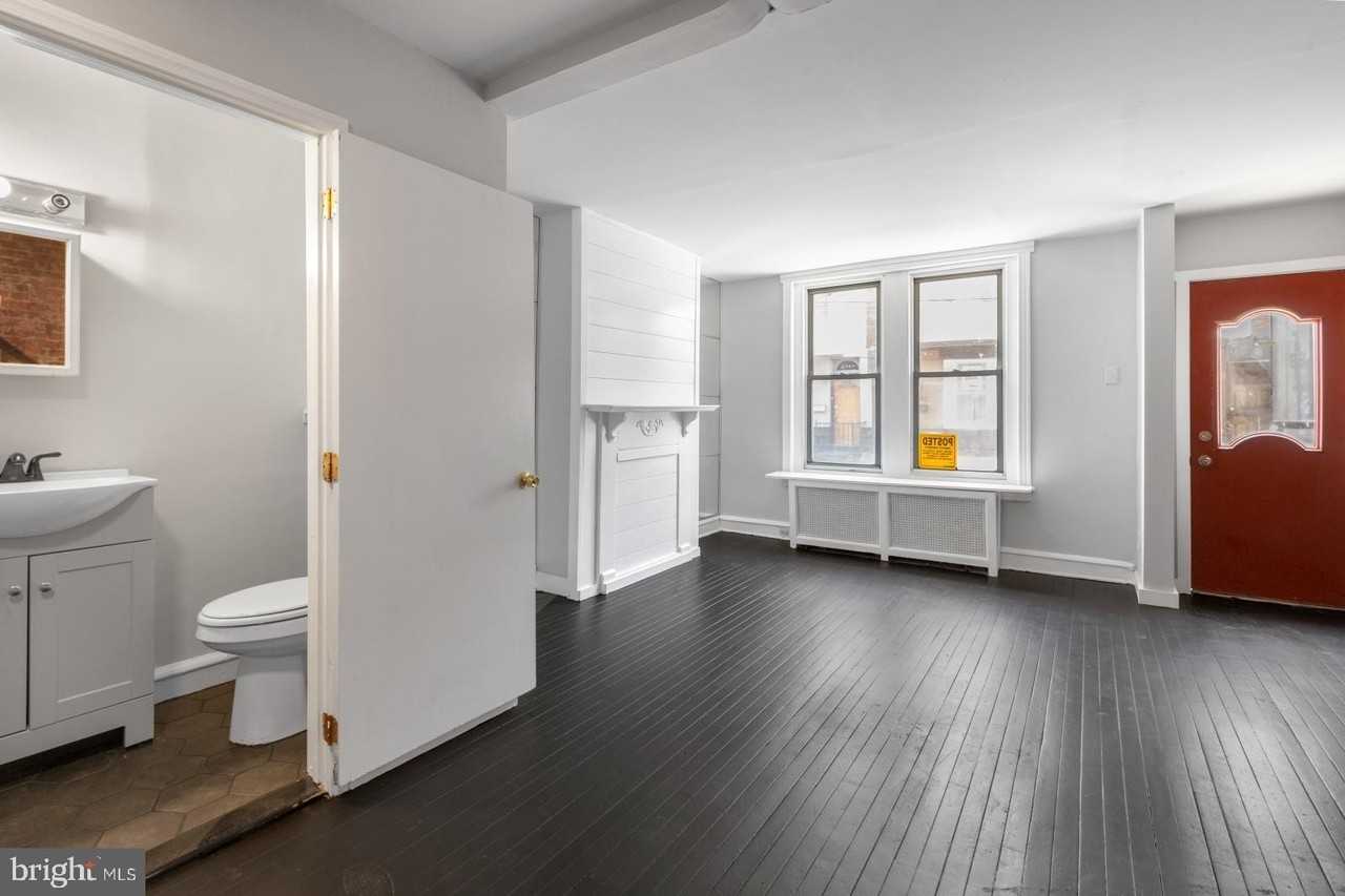 2341 Watkins St - Photo 5 of 27