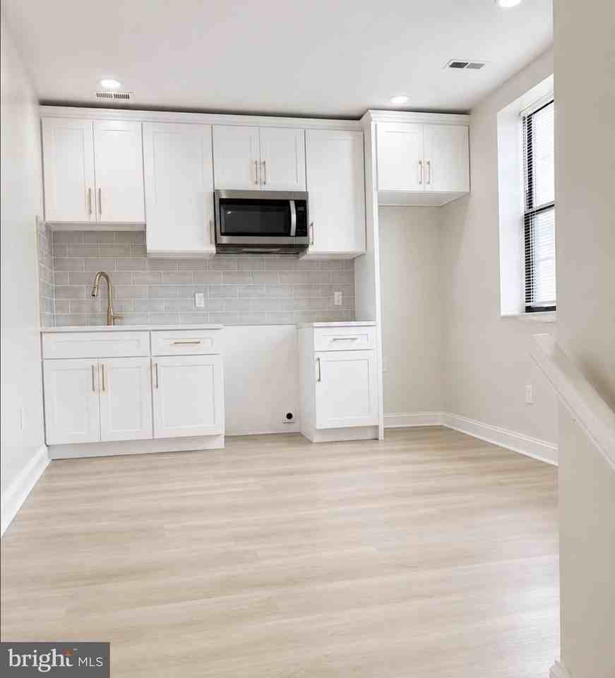 2900 Hale St #2 - Photo 2 of 10