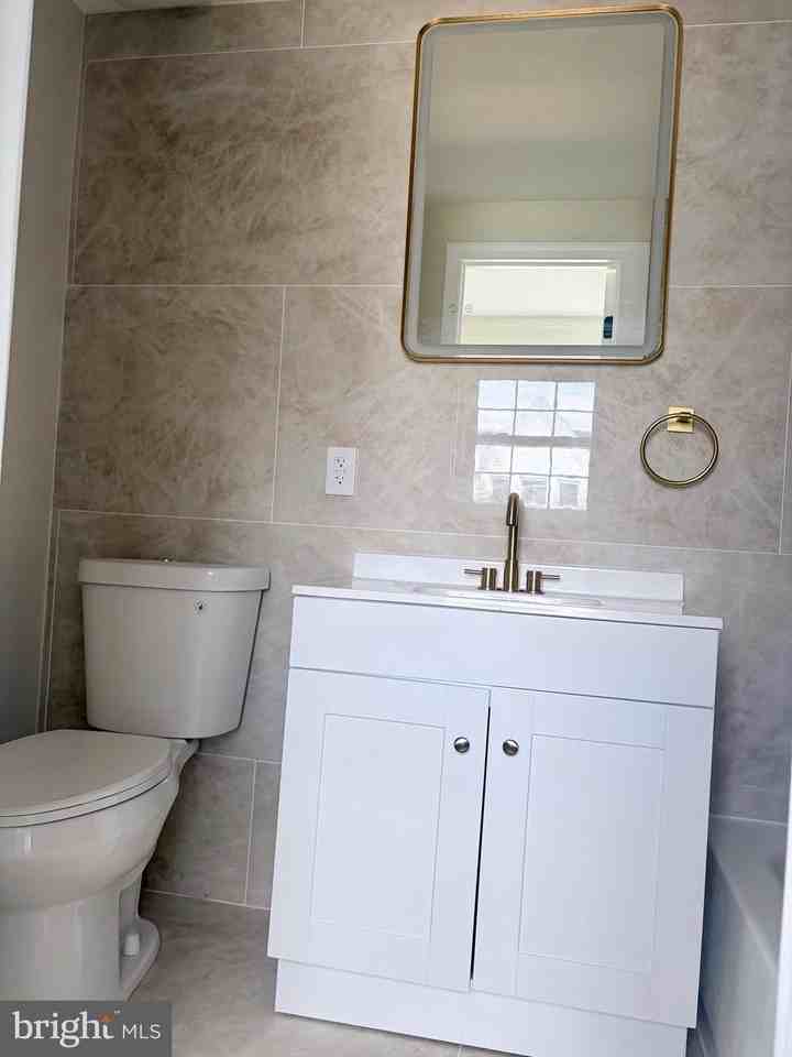 2900 Hale St #2 - Photo 7 of 10