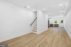 featured image of 1020 W Arizona St