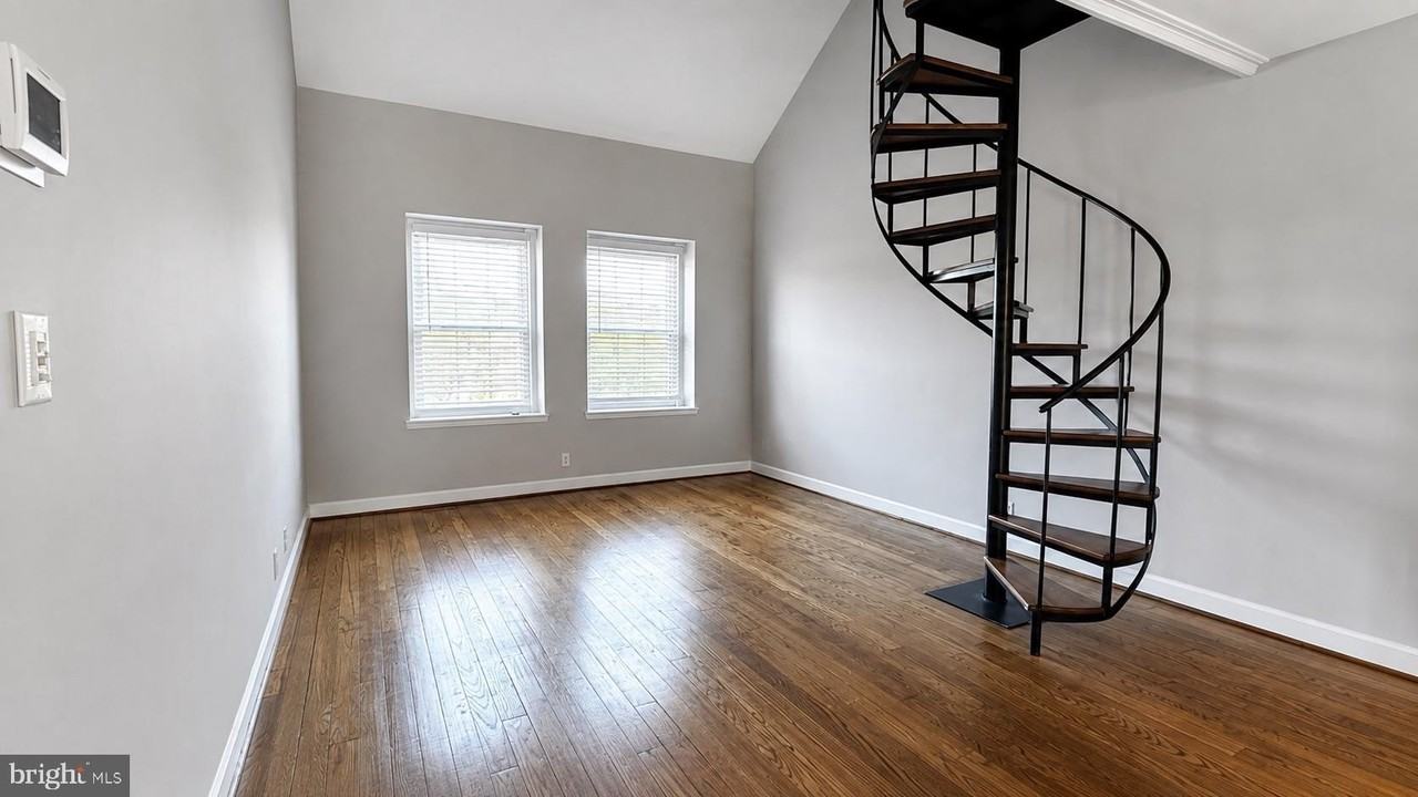 4814 30th St S #C2 - Photo 7 of 34