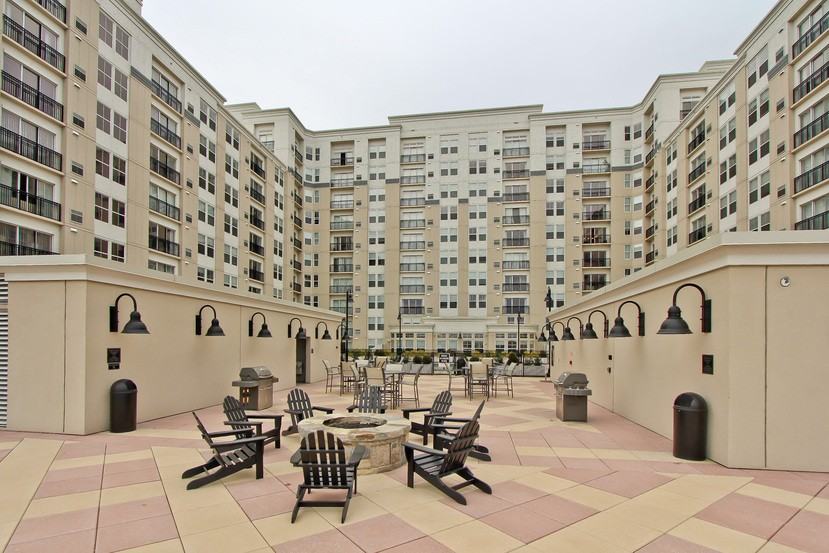 101 Park Place - Photo 3 of 14