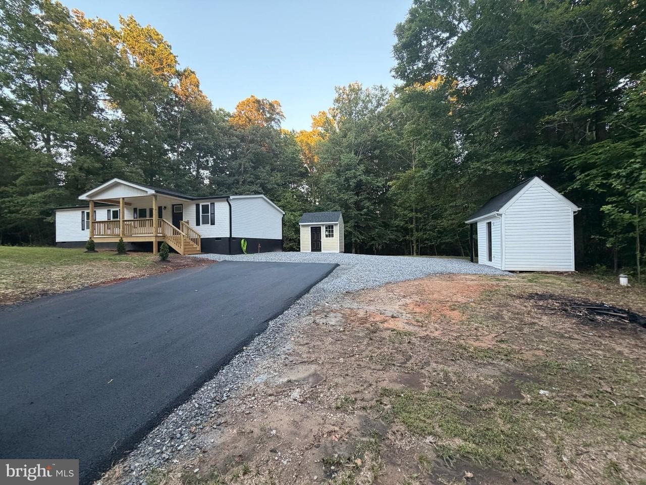 13577 Countyline Church Rd - Photo 2 of 35
