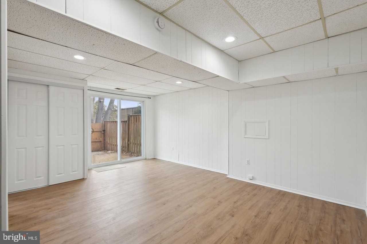 3940 Bradwater St - Photo 7 of 40