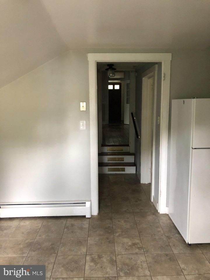 185 Main St - Photo 4 of 35