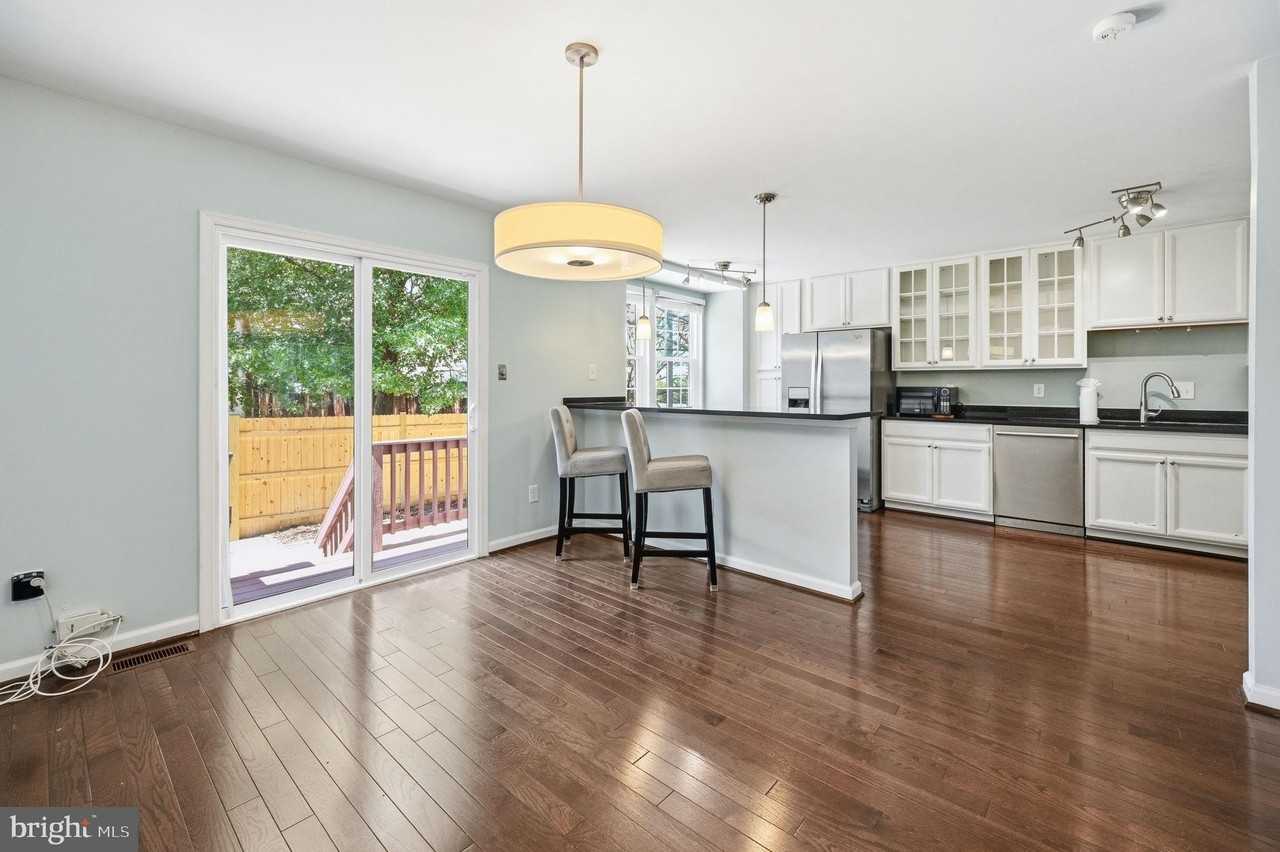 6991 Adonis Ct - Photo 7 of 42