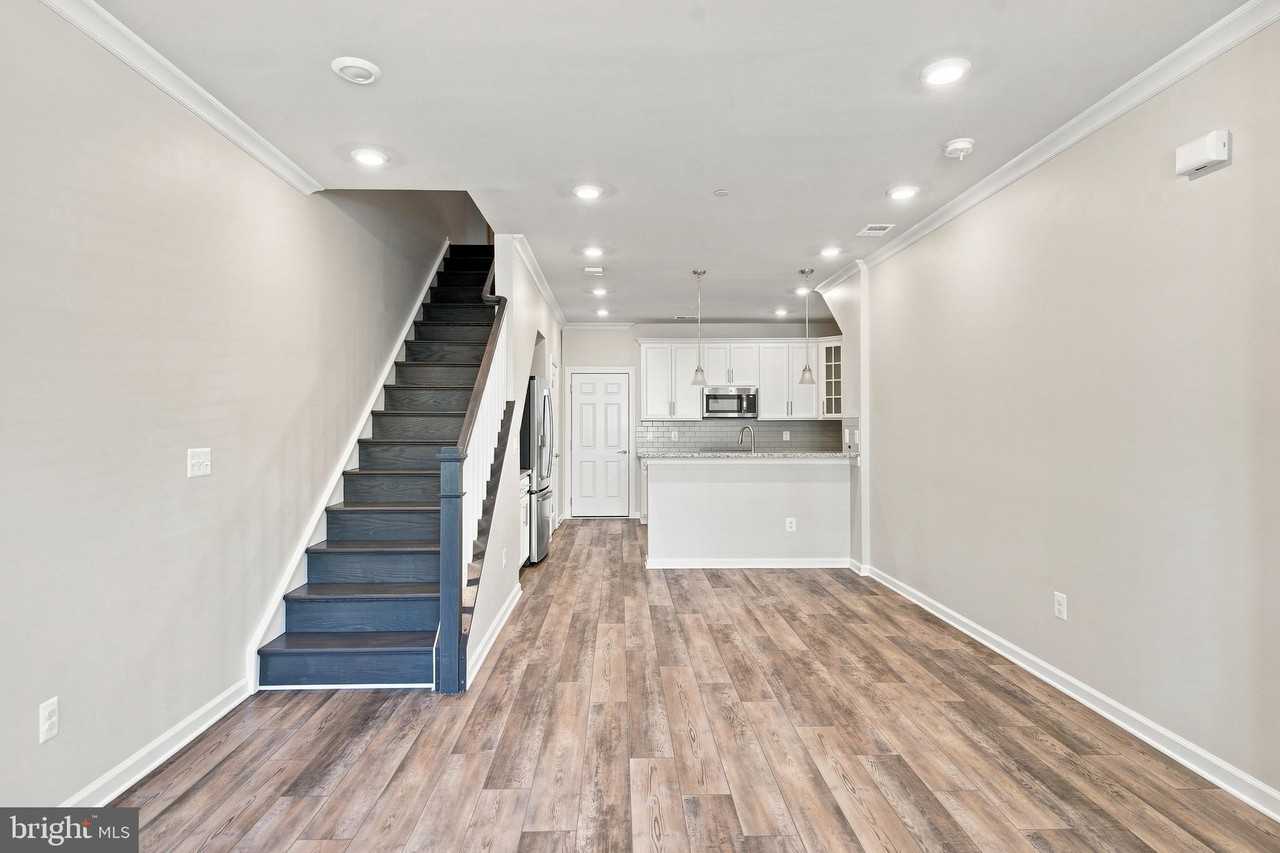 20704 Wood Quay Dr - Photo 3 of 26