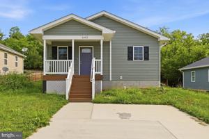 featured image of 640 Jenkins Ln