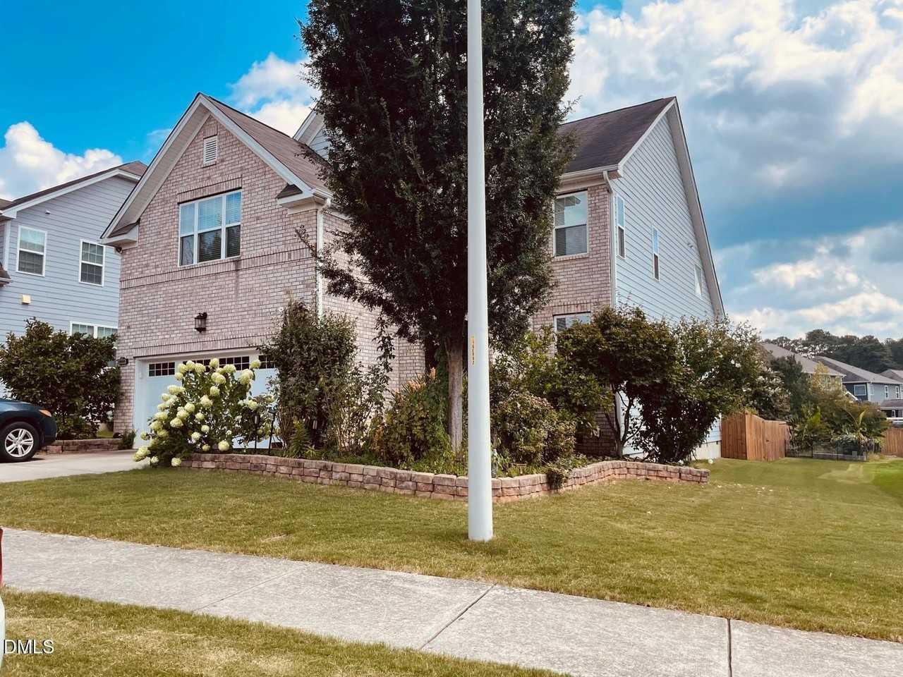 4860 Lily Garden Dr - Photo 4 of 50