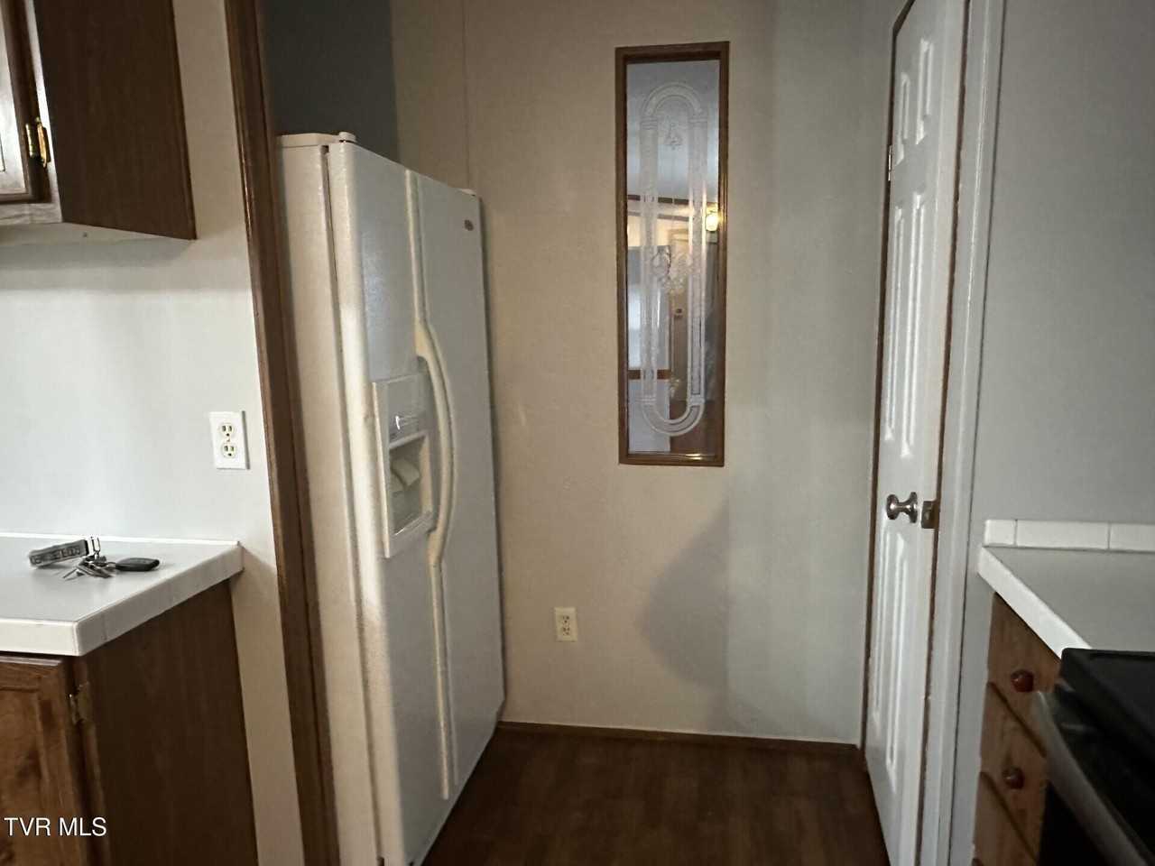 4280 Newport Hwy - Photo 7 of 19