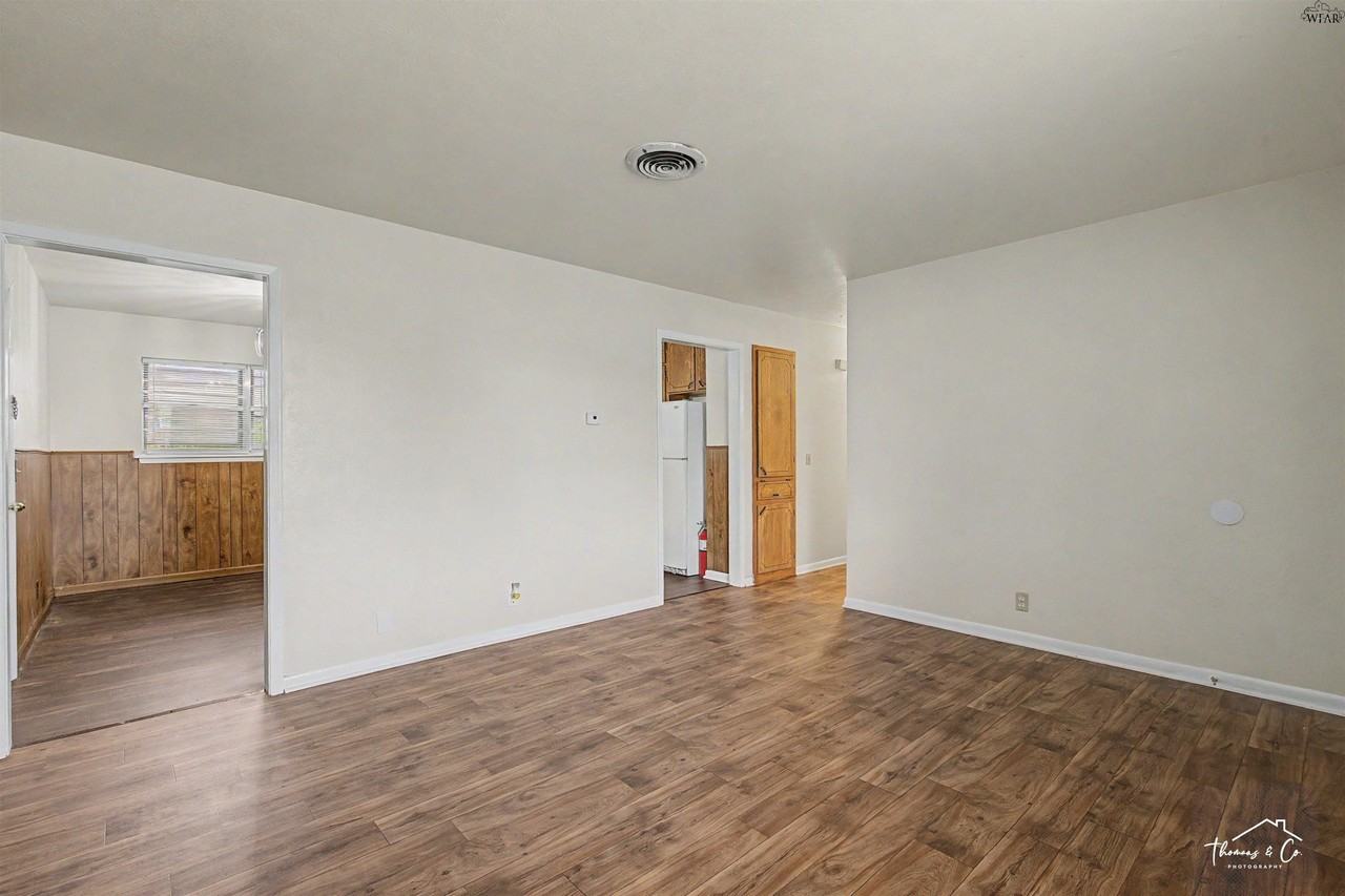 2310 Reilly Rd - Photo 5 of 22