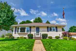 624 Kelly St - Photo 1 of 1