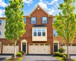 featured image of 1502 Pointe View Dr