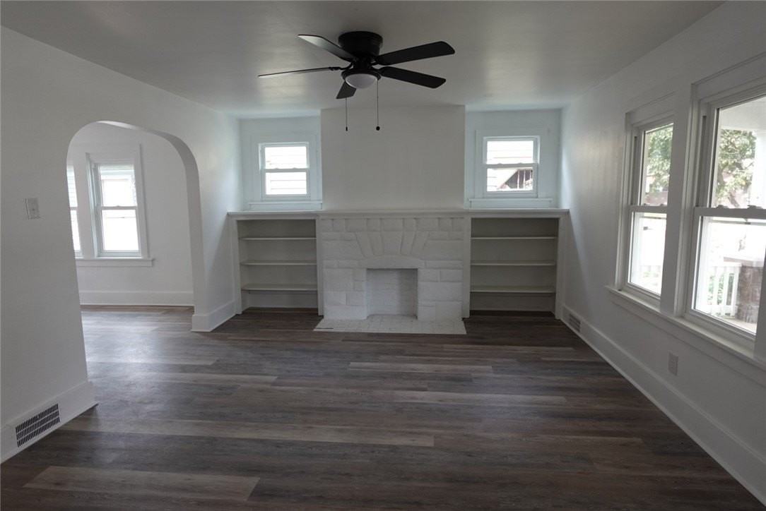 235 Wayne St - Photo 7 of 20