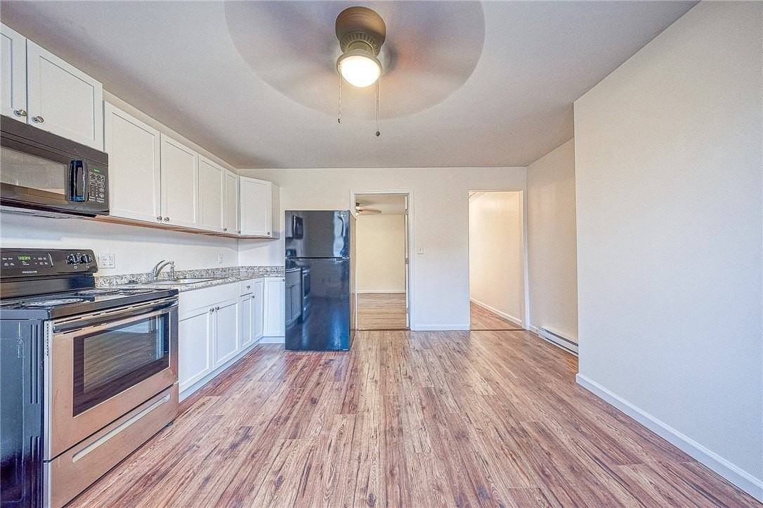 427 Adams St #4 - Photo 6 of 11