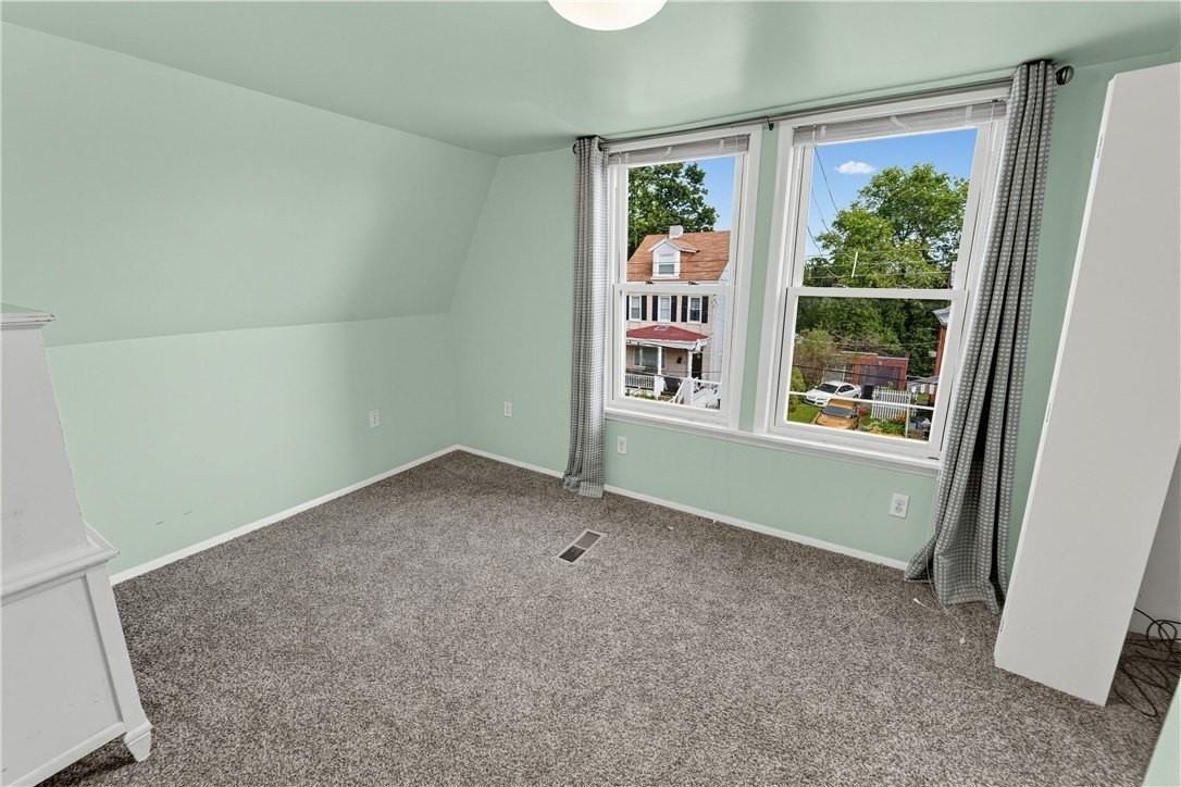 217 Martsolf Ave - Photo 4 of 21