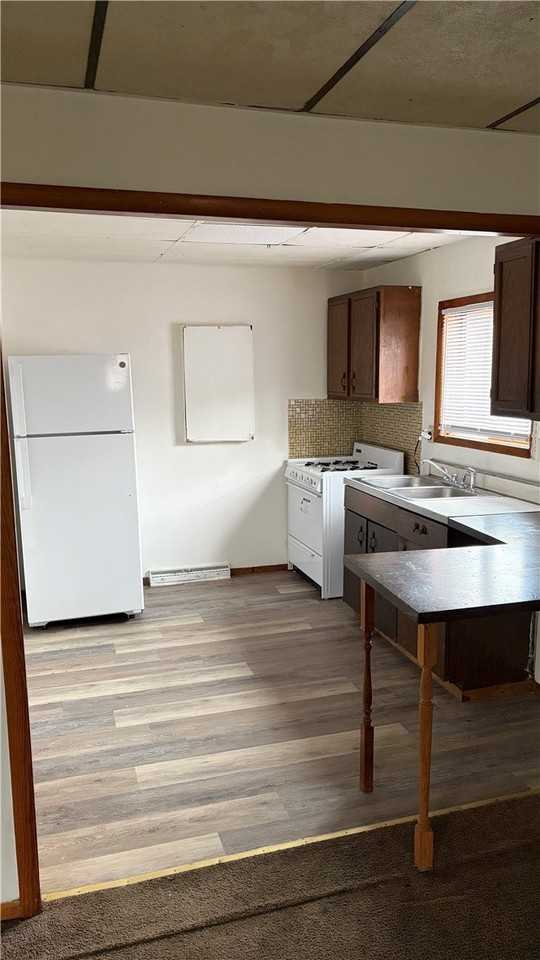 250 Virginia Ave #3 - Photo 4 of 9