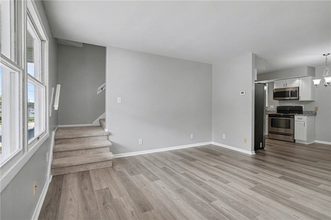 841 E Lutton St - Photo 7 of 37