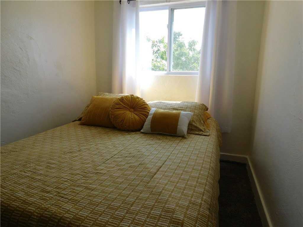 5365 Hillcrest St - Photo 3 of 12