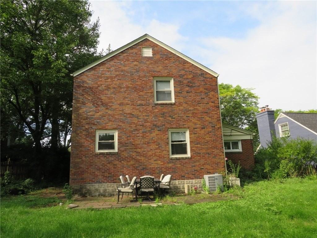 225 Jonquil Pl - Photo 2 of 24