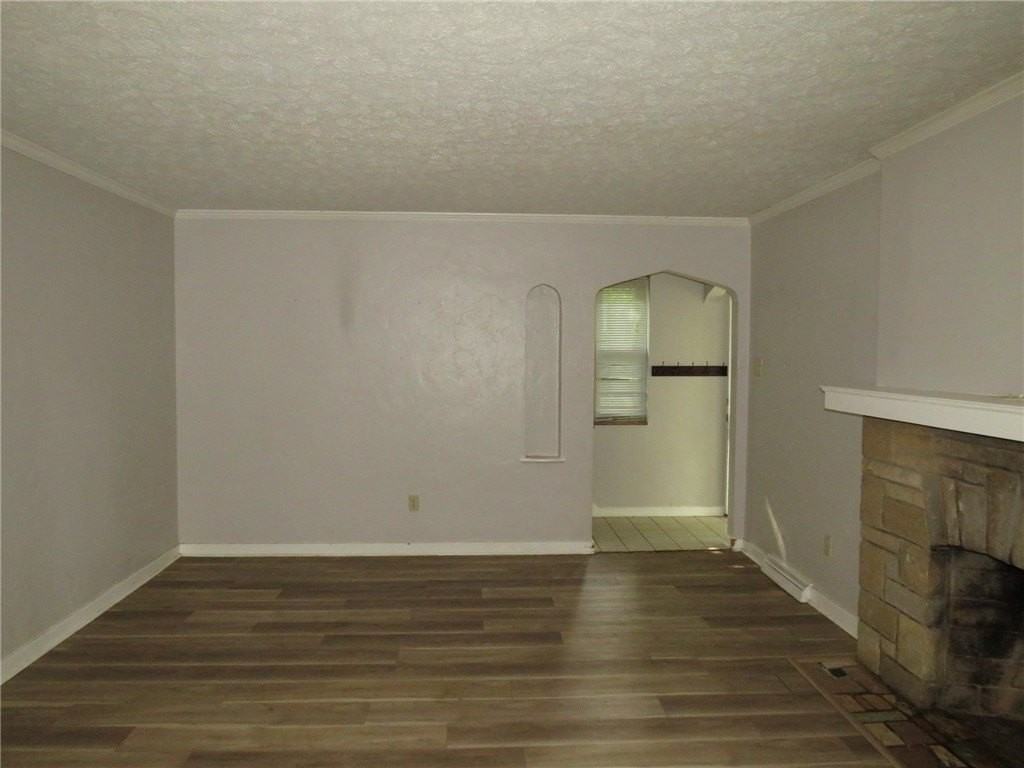 225 Jonquil Pl - Photo 5 of 24