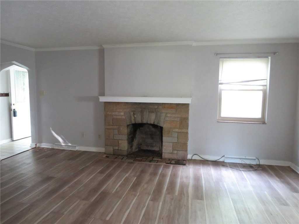 225 Jonquil Pl - Photo 6 of 24