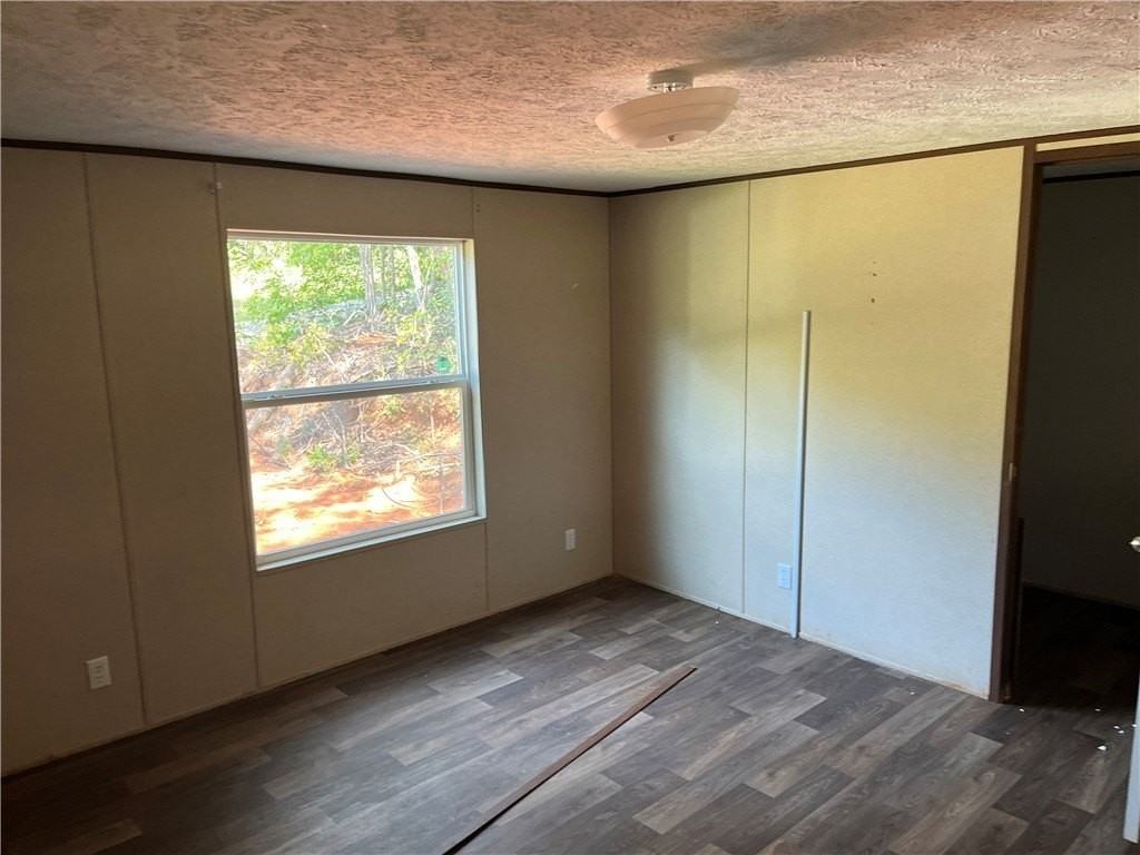 319 Shannandoah Dr - Photo 3 of 12