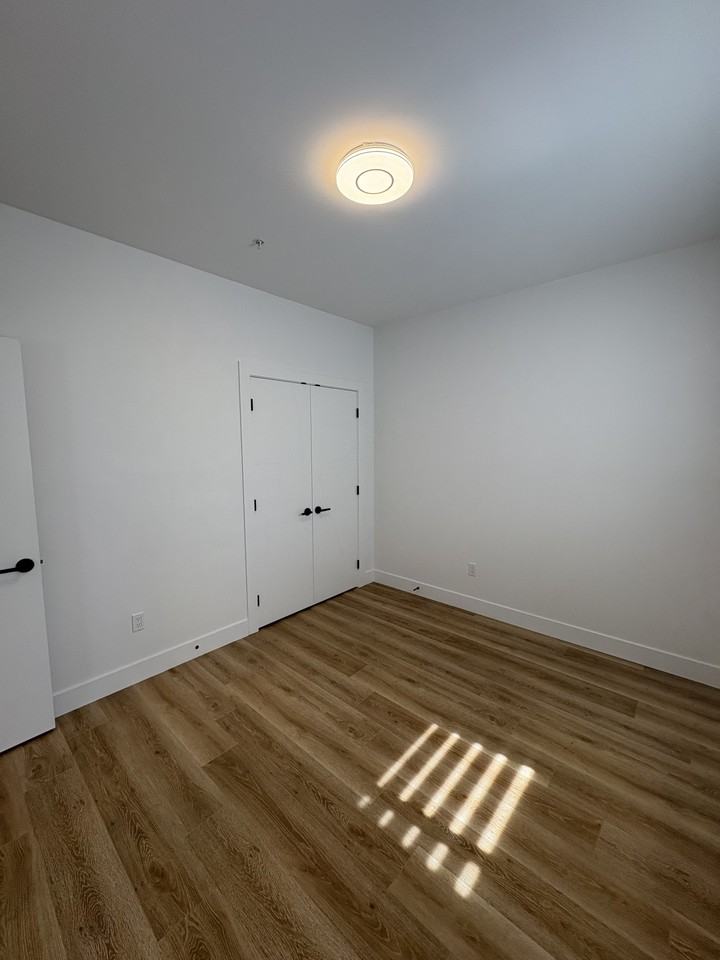 5368 Crimson Ridge #B - Photo 7 of 14