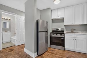 featured image of 42 S La Grange Rd