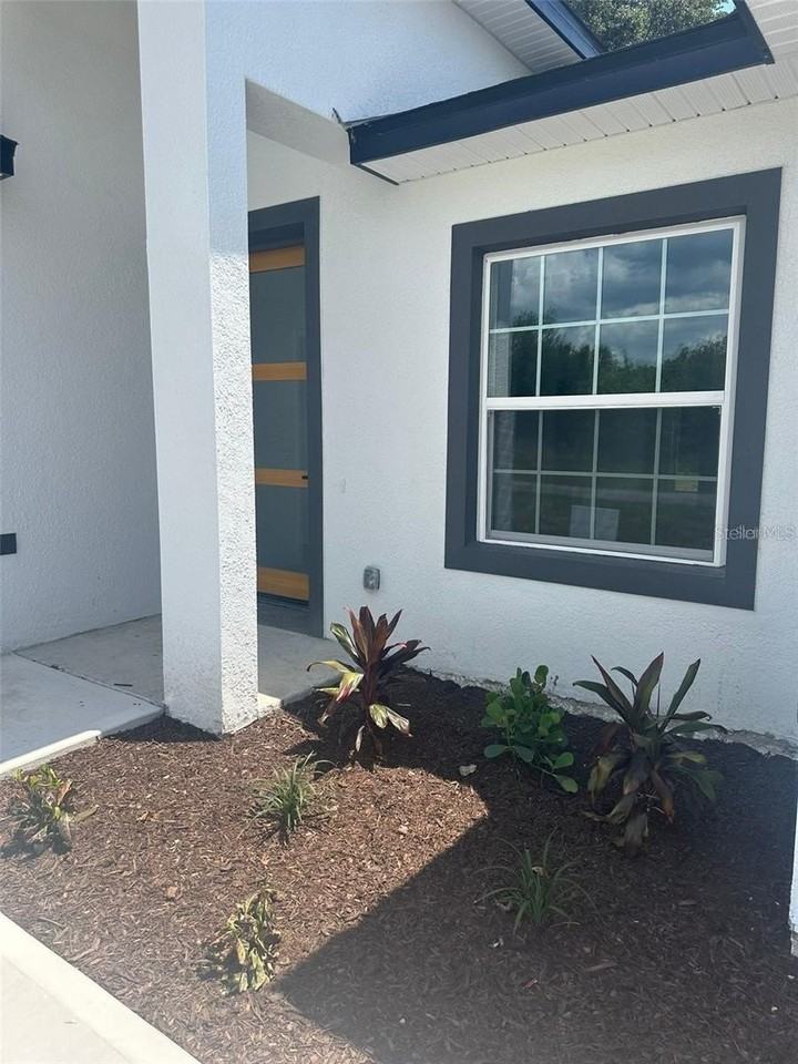 5842 Sw 154th Lane Rd - Photo 4 of 24