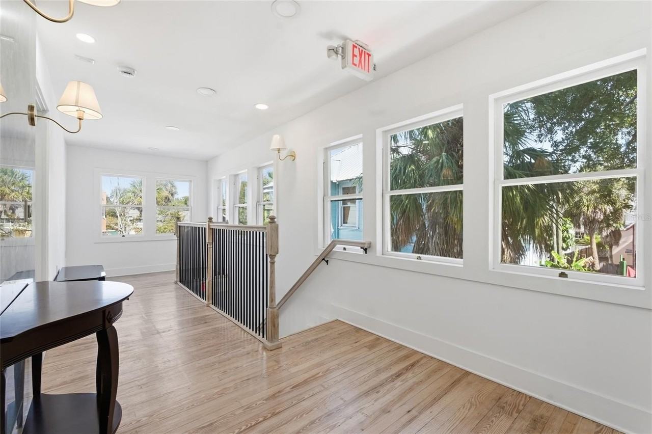 326 6th Ave N #204 - Photo 4 of 13