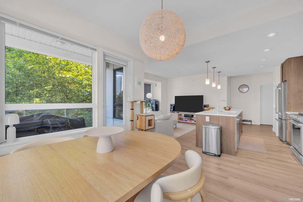 2188 Madison Avenue #402 - Photo 3 of 17