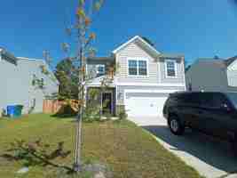featured image of 70 Parkwood Ct
