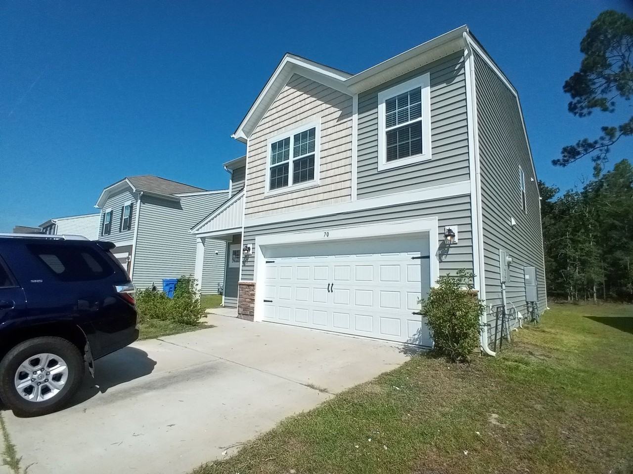70 Parkwood Ct - Photo 2 of 31