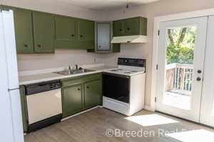 featured image of 215 N Anderson St #215E