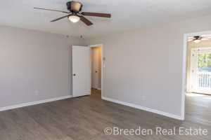 featured image of 215 N Anderson St #215E