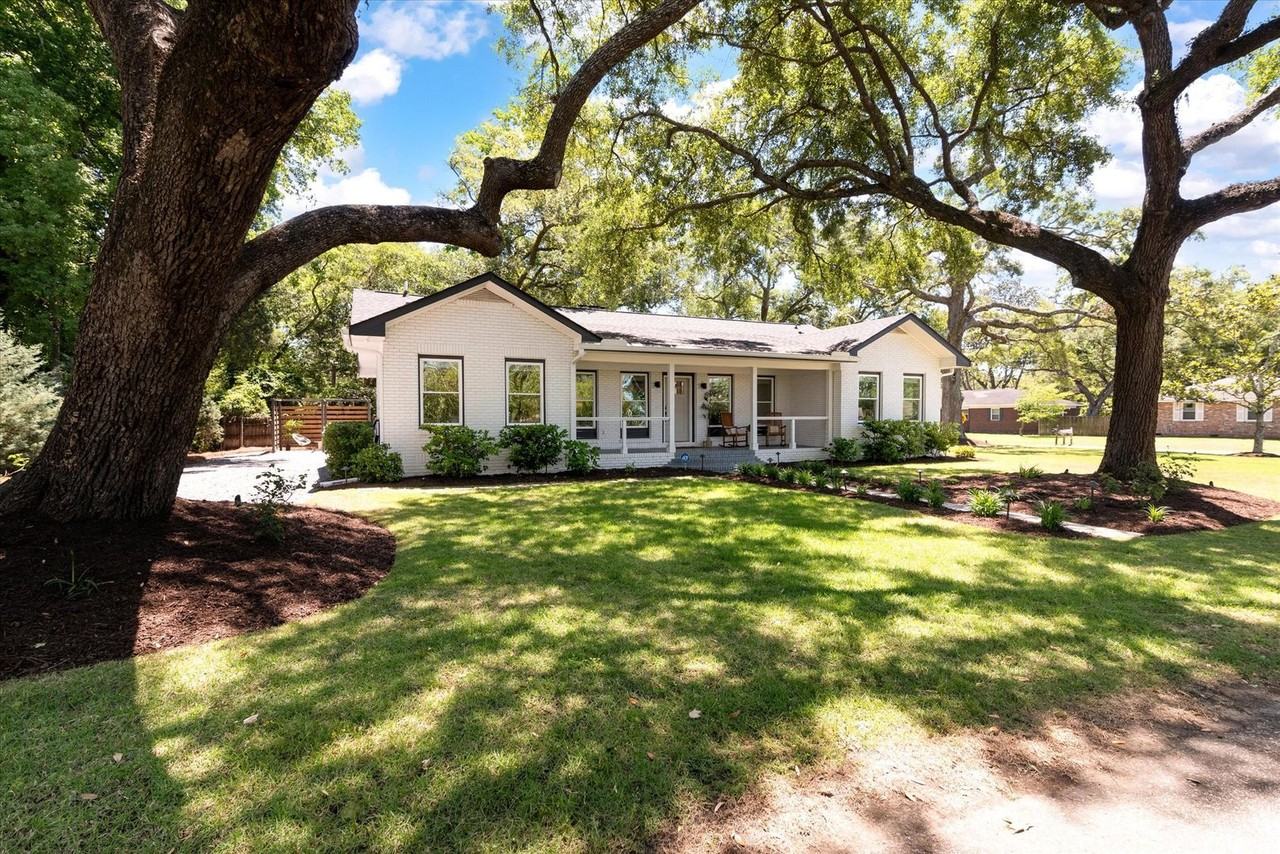 1634 Ingram Rd - Photo 3 of 50