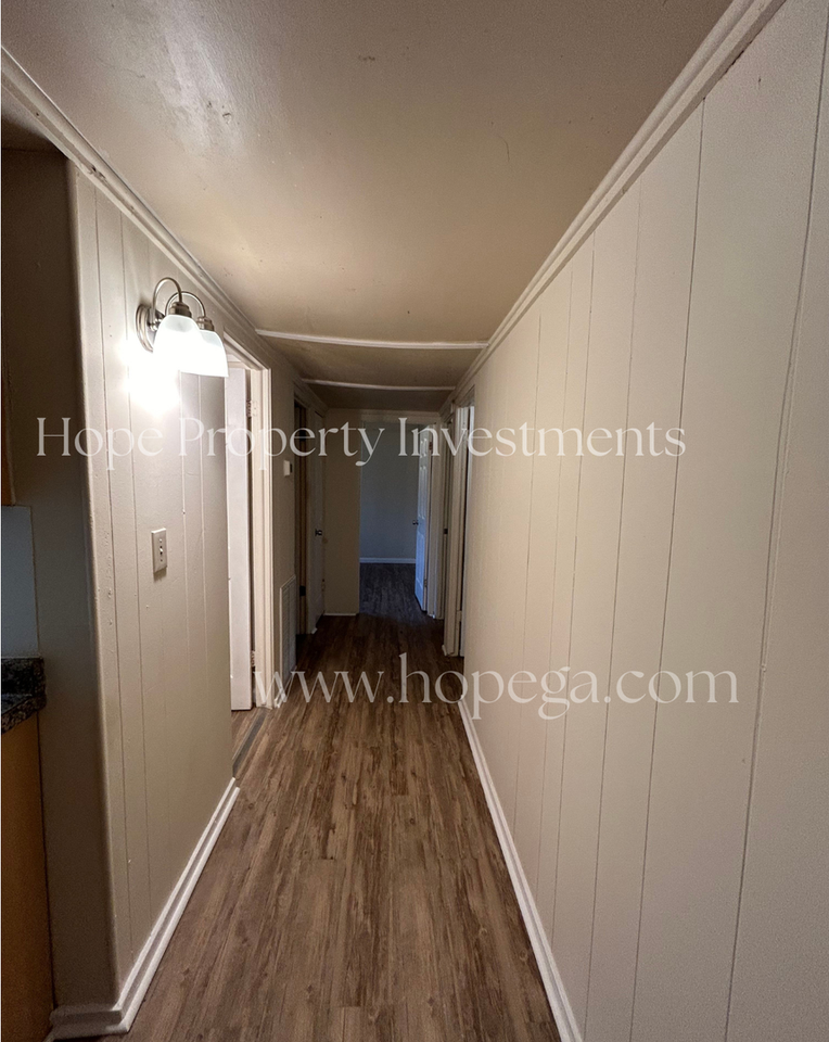 73 Spence Ave - Photo 6 of 13