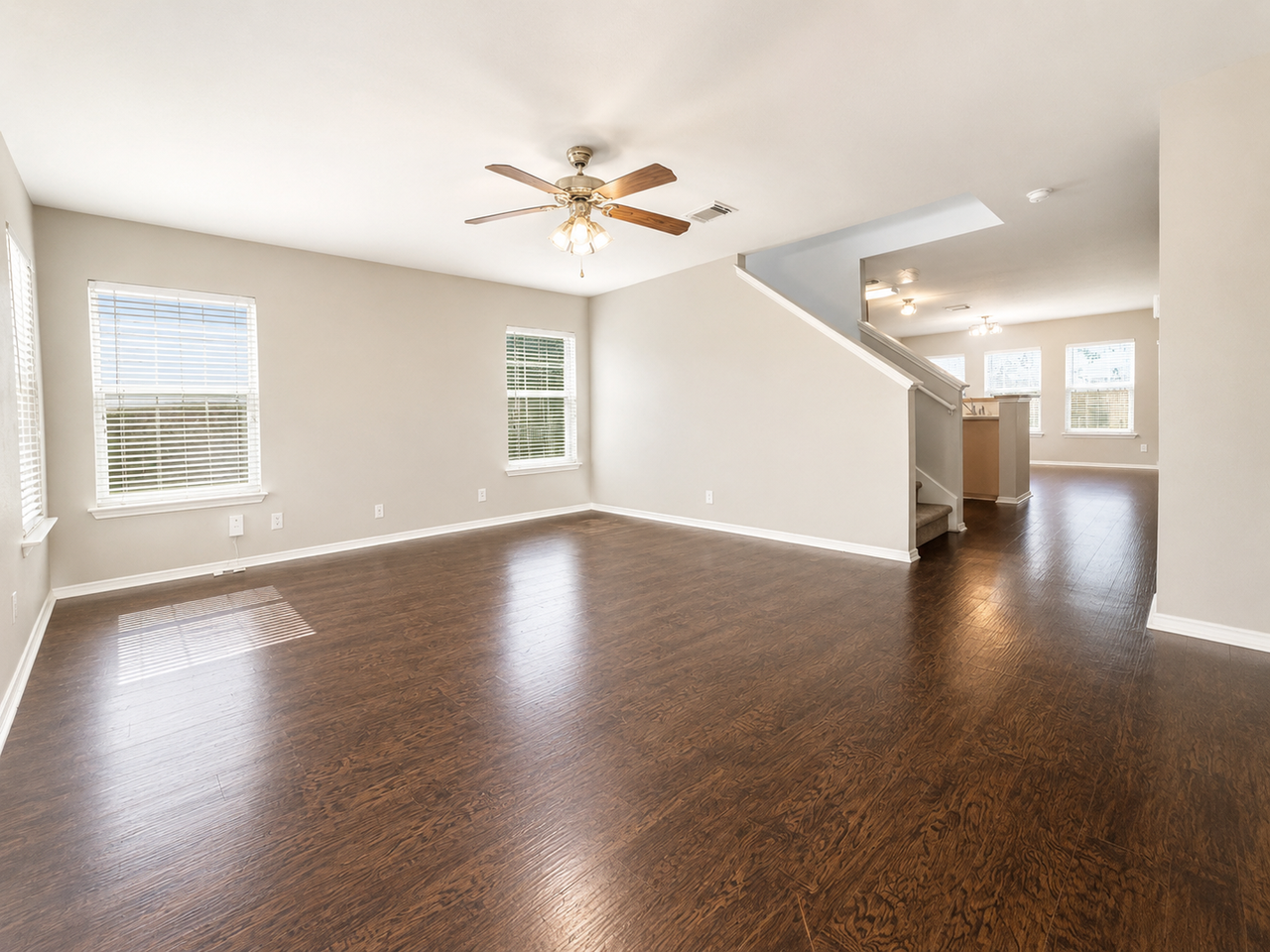 10 Bedford Bay - Photo 2 of 17