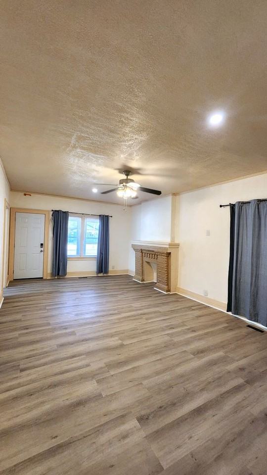 2237 Nw 12th St - Photo 7 of 21