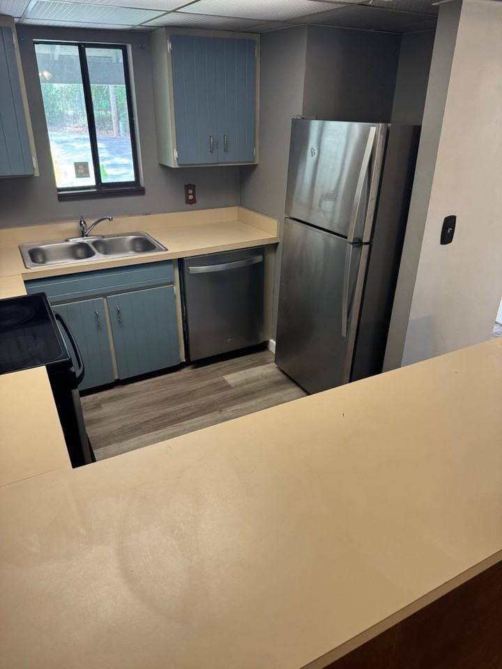 1011 Sharer Ct - Photo 5 of 10