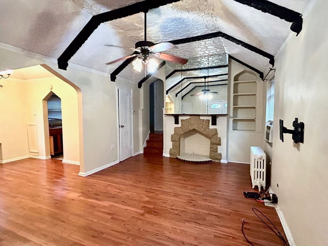3819 Beechwood Blvd - Photo 6 of 20