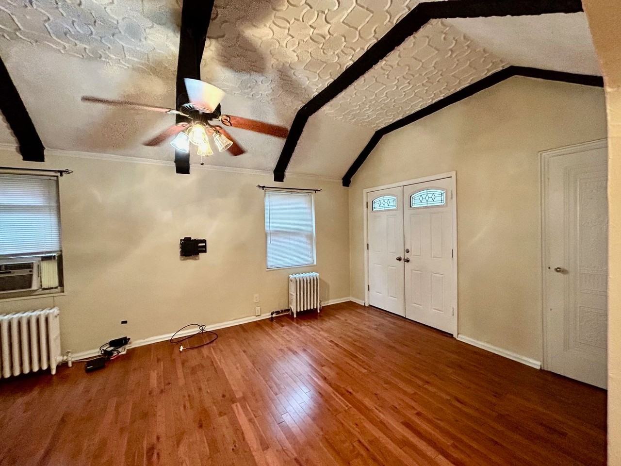 3819 Beechwood Blvd - Photo 7 of 20