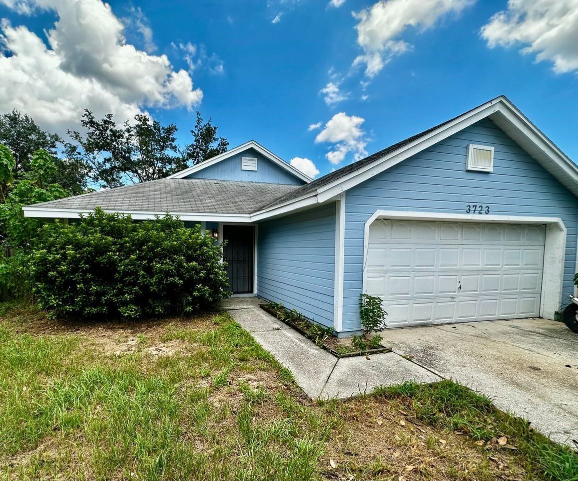 3723 Narroline Dr - Photo 2 of 19