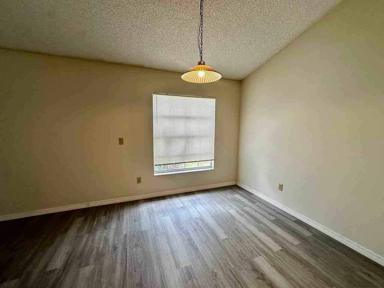 3723 Narroline Dr - Photo 6 of 19