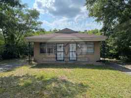 featured image of 515 Carpenter St